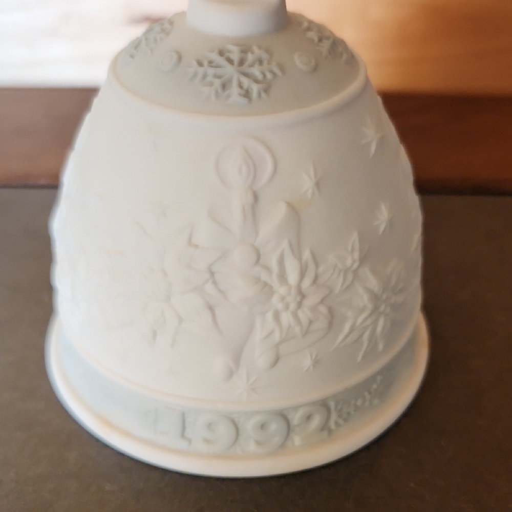 Lladro White and Gray Holiday Ornament
